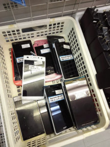 壊れたiPhone買取 秋葉原