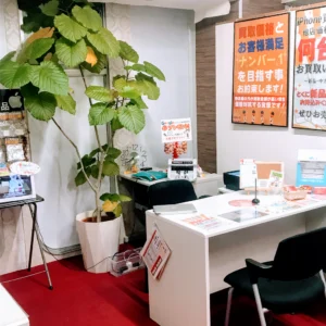 秋葉原　壊れたiPhone 買取