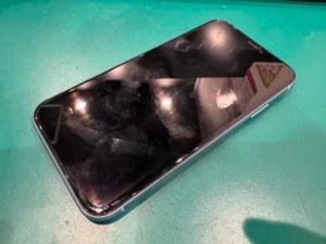 大阪　壊れた　iPhone 買取