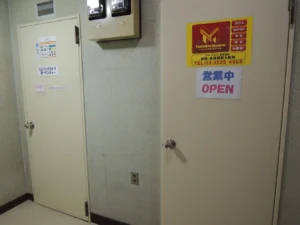 秋葉原　壊れた　iPhone 買取