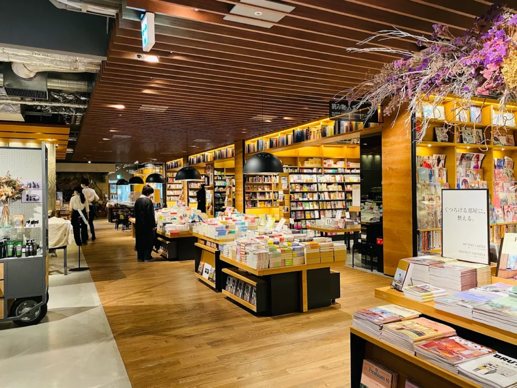 壊れた IPhone 買取　TSUTAYA BOOKSTORE マークイズ福岡ももち