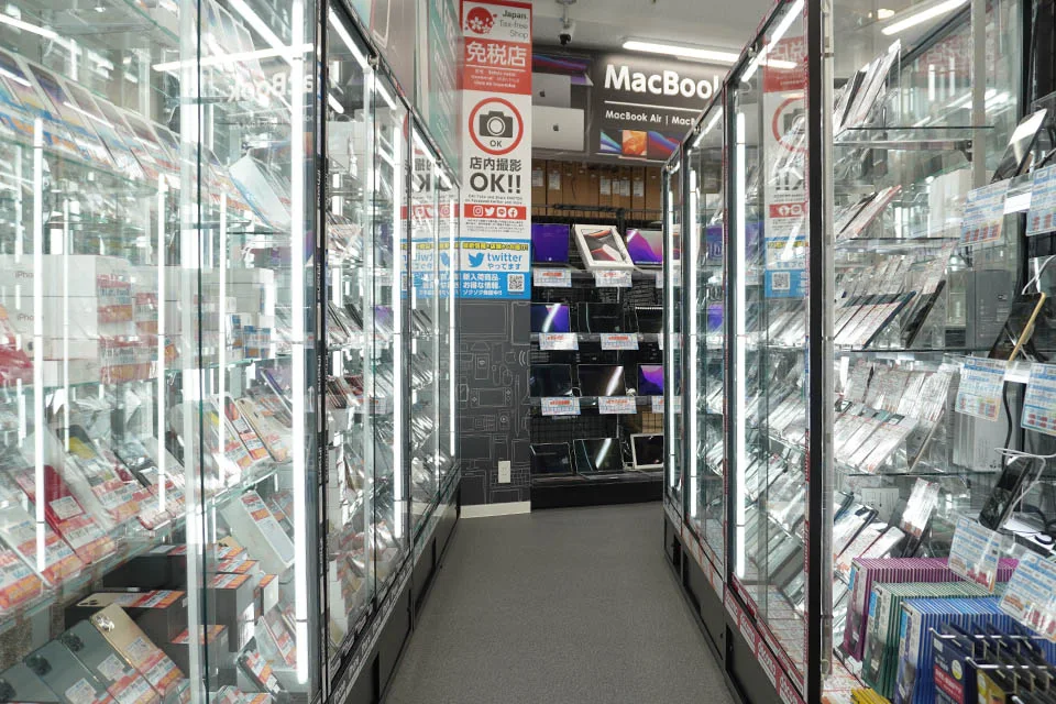 イオシス 新宿西口店　壊れたiPhone買取