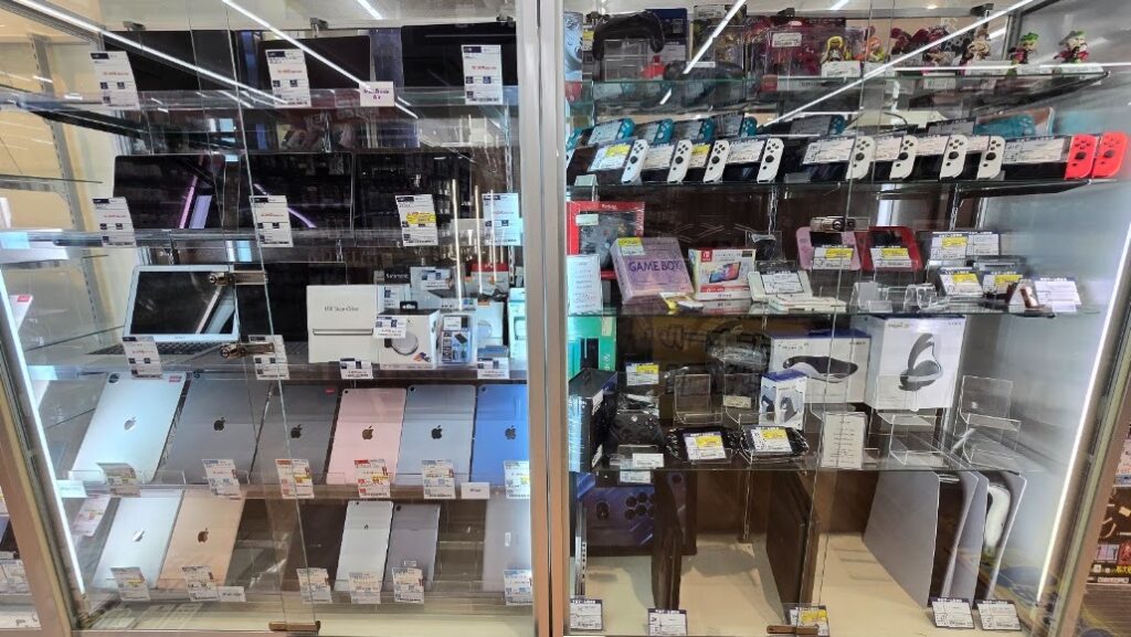 BOOKOFF SUPER BAZAAR Luz湘南辻堂店